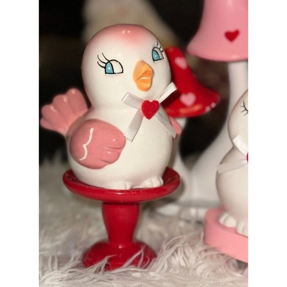 New Set of 2 Pink Retro Bird Ceramic Love Bird Valentines‎ Lovebirds Pastel